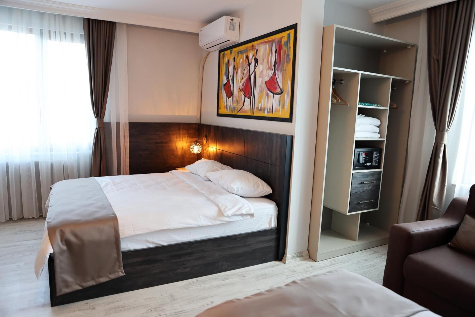Sar-Per Hotel 埃迪尔内 外观 照片