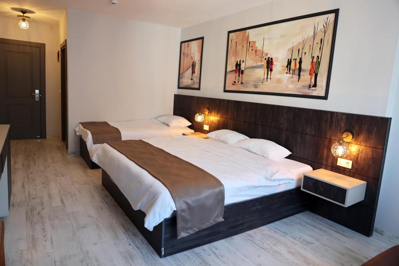 Sar-Per Hotel 埃迪尔内 外观 照片