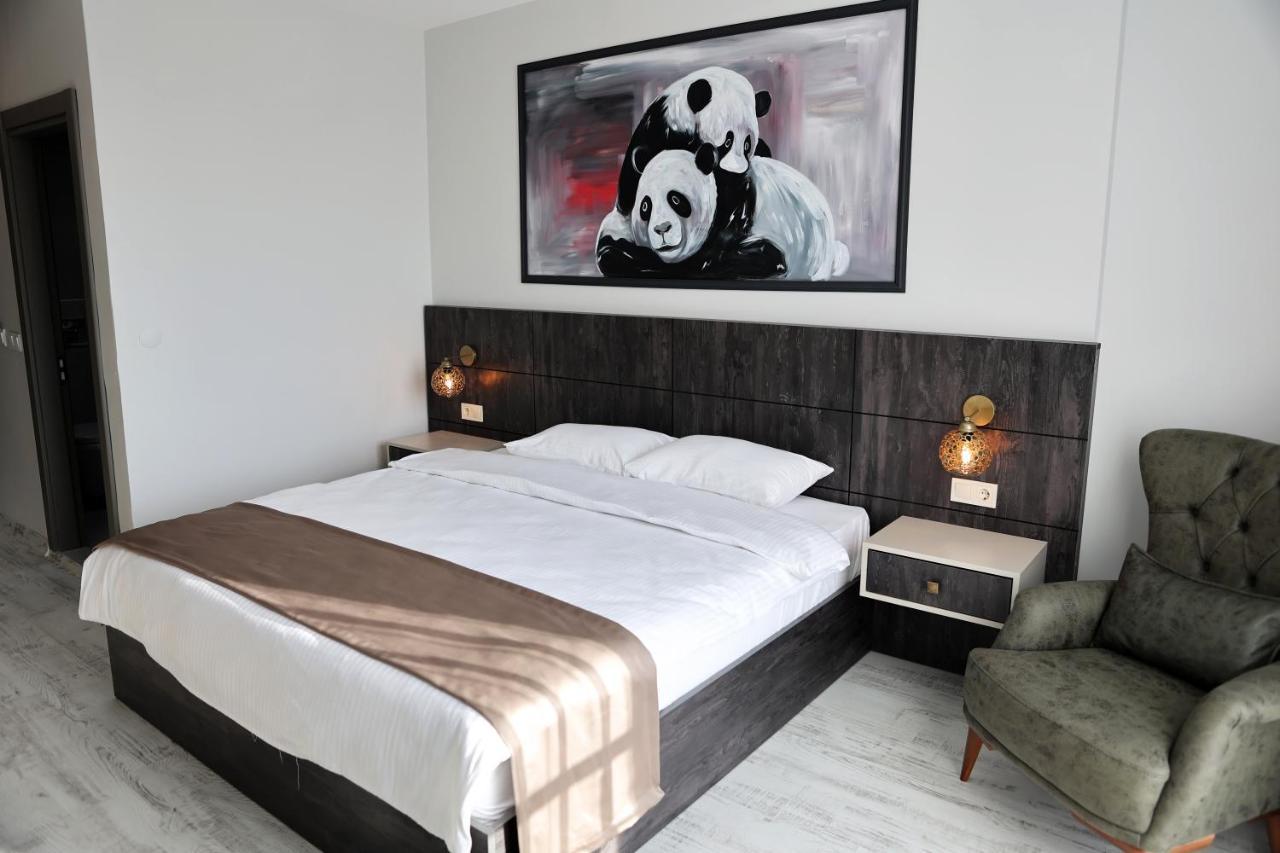 Sar-Per Hotel 埃迪尔内 外观 照片