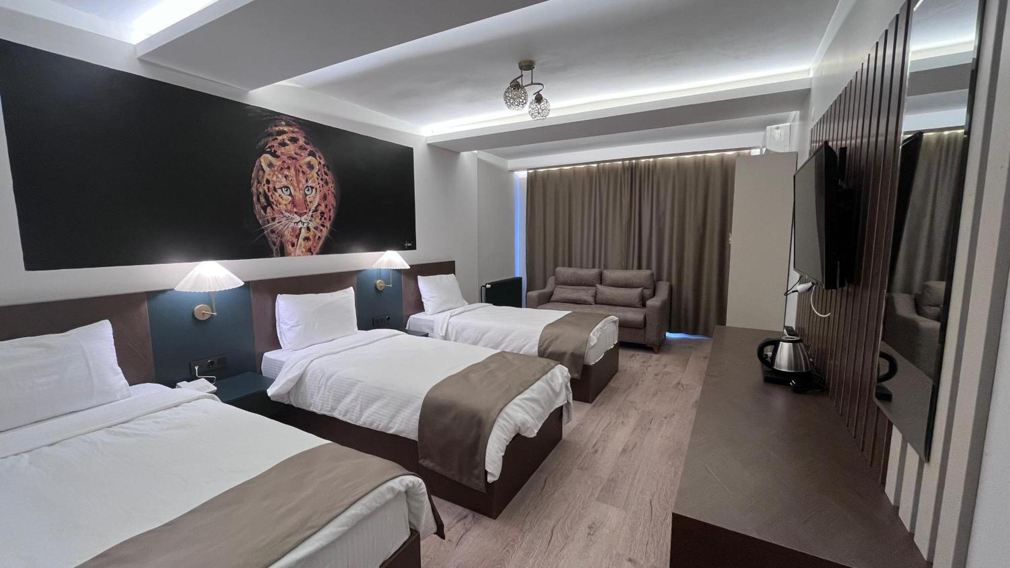 Sar-Per Hotel 埃迪尔内 外观 照片